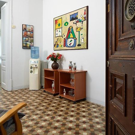 B&B Estudiantes Balmes Barcelone Extérieur photo