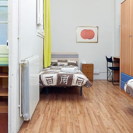 B&B Estudiantes Balmes Barcelone Extérieur photo
