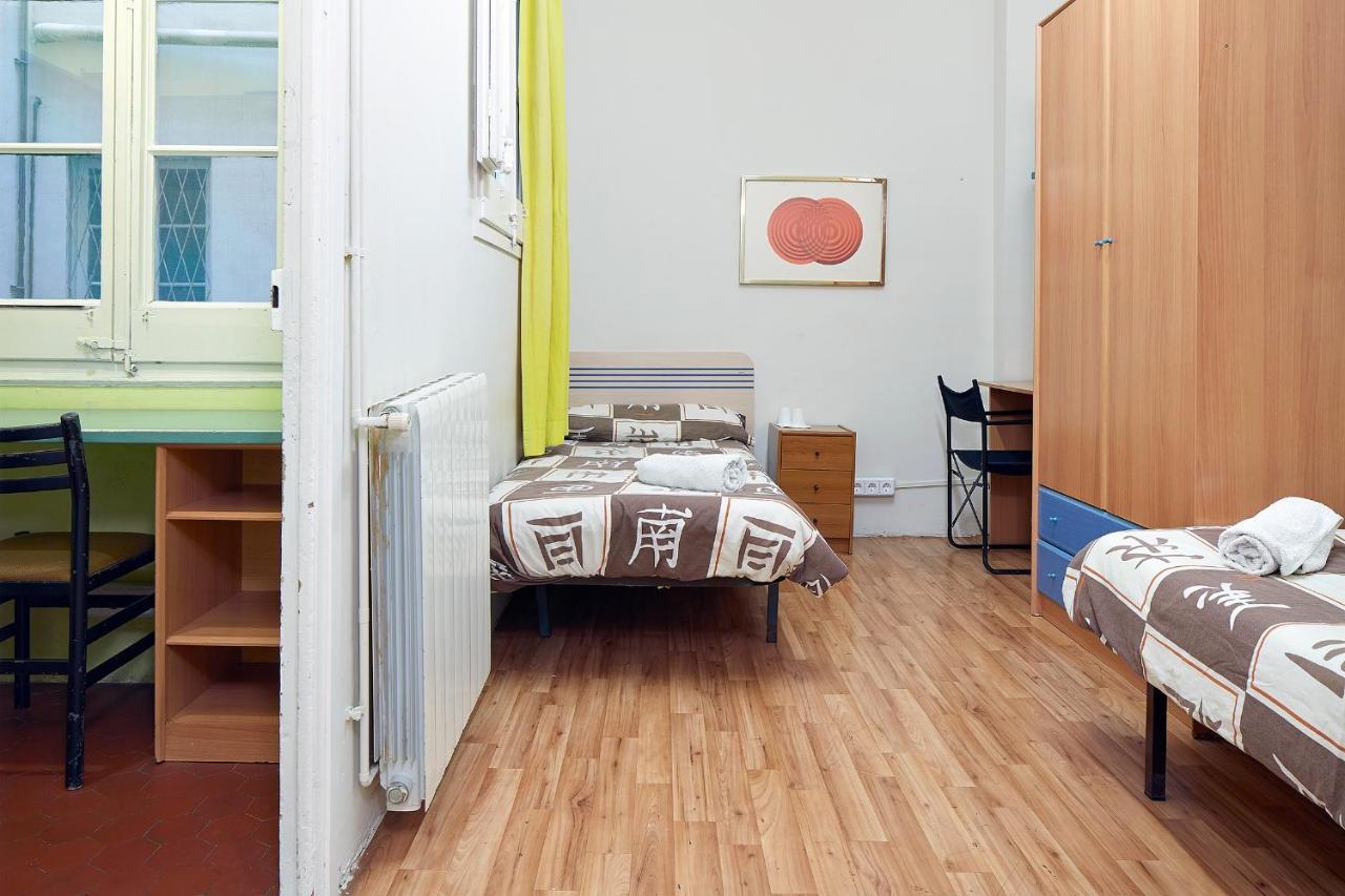 B&B Estudiantes Balmes Barcelone Extérieur photo