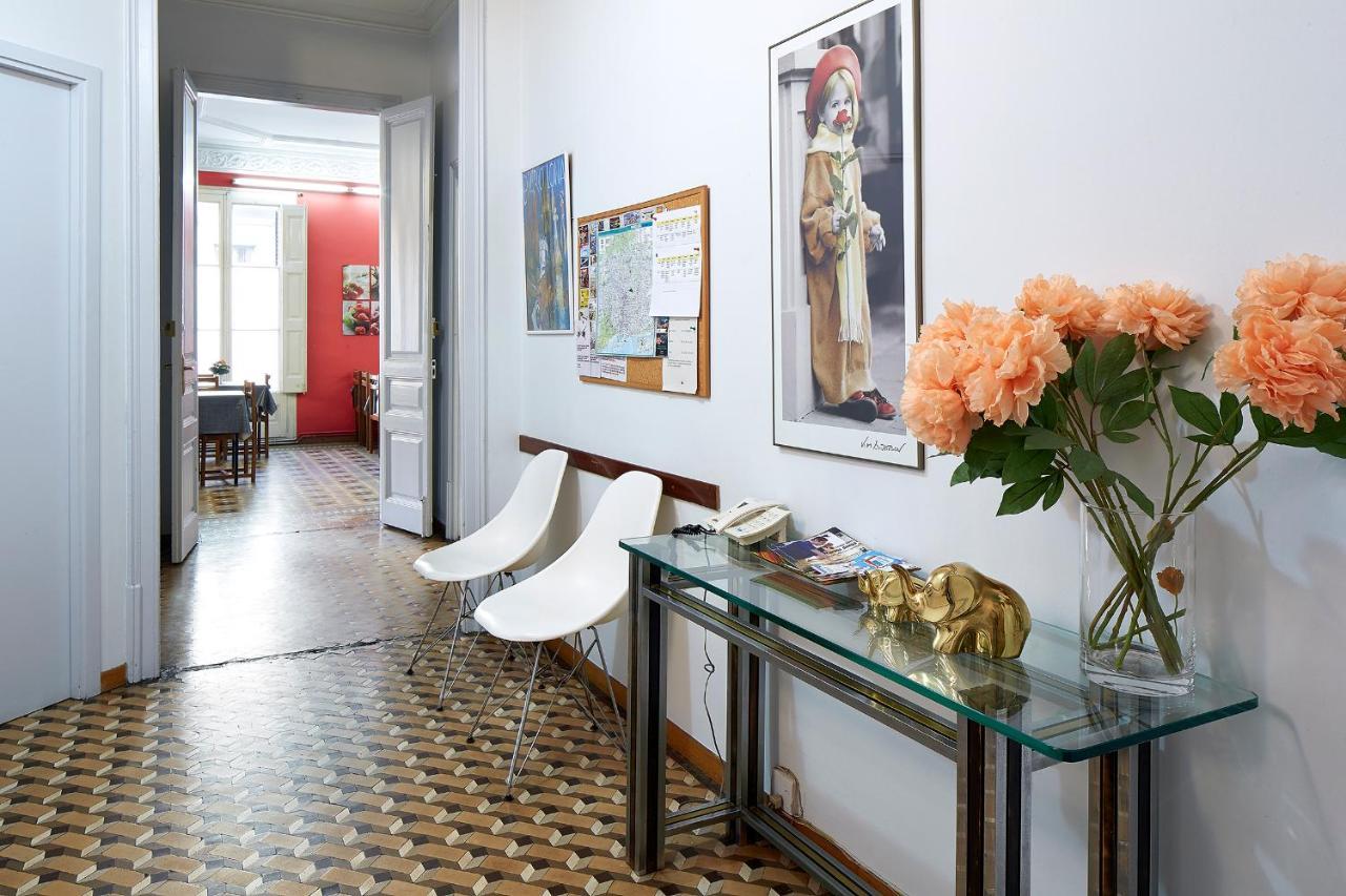 B&B Estudiantes Balmes Barcelone Extérieur photo