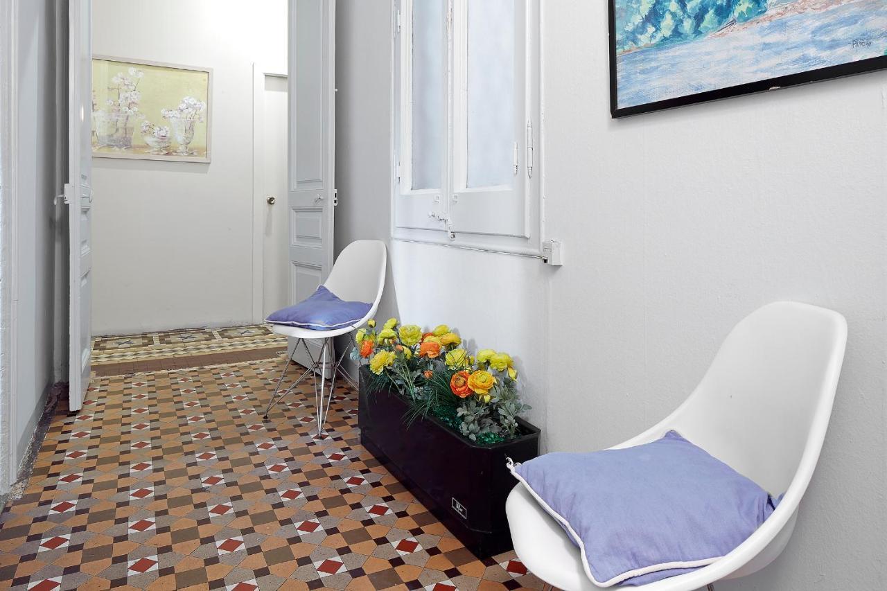 B&B Estudiantes Balmes Barcelone Extérieur photo